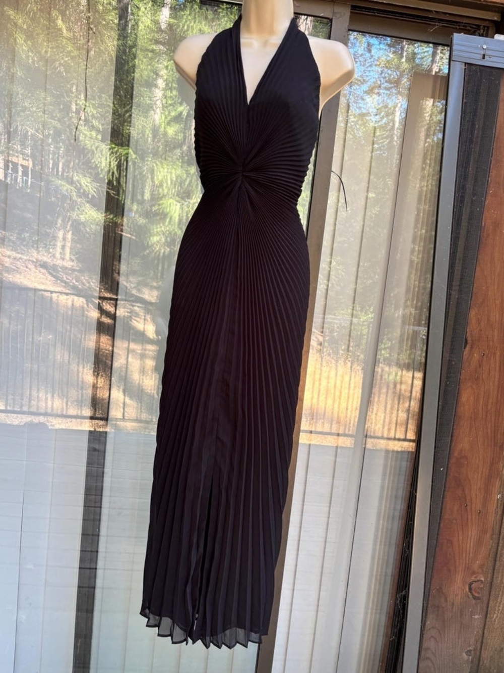 Elegant Black Pleated Halter Dress